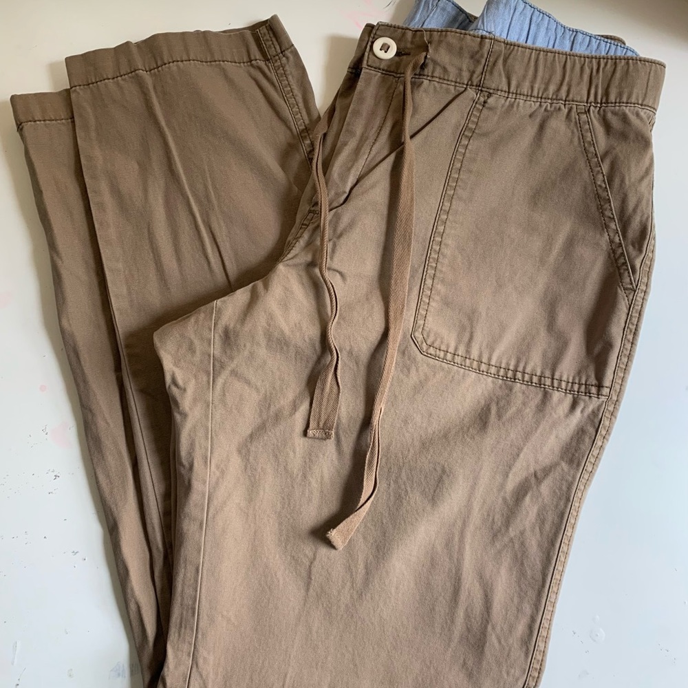 Lands End khaki pants size 14